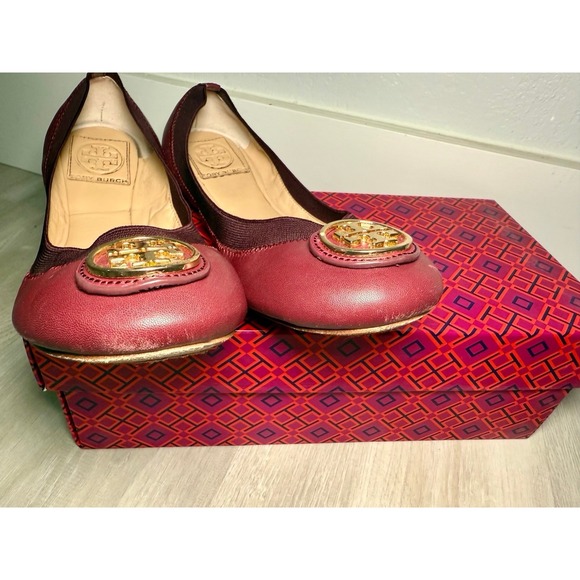 Tory Burch Red Leather Ballet Flats with Gold Logo Box Included sz 7.5 - Picture 8 of 12